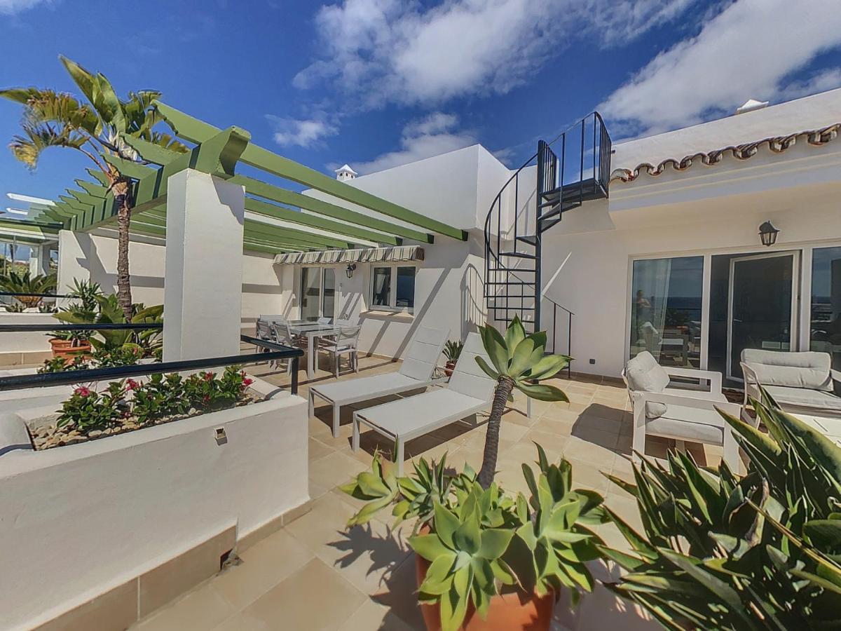 Sitio de Calahonda Frontline Beach Penthouse In Mi Capricho מראה חיצוני תמונה
